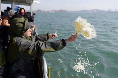 海葬案例现场